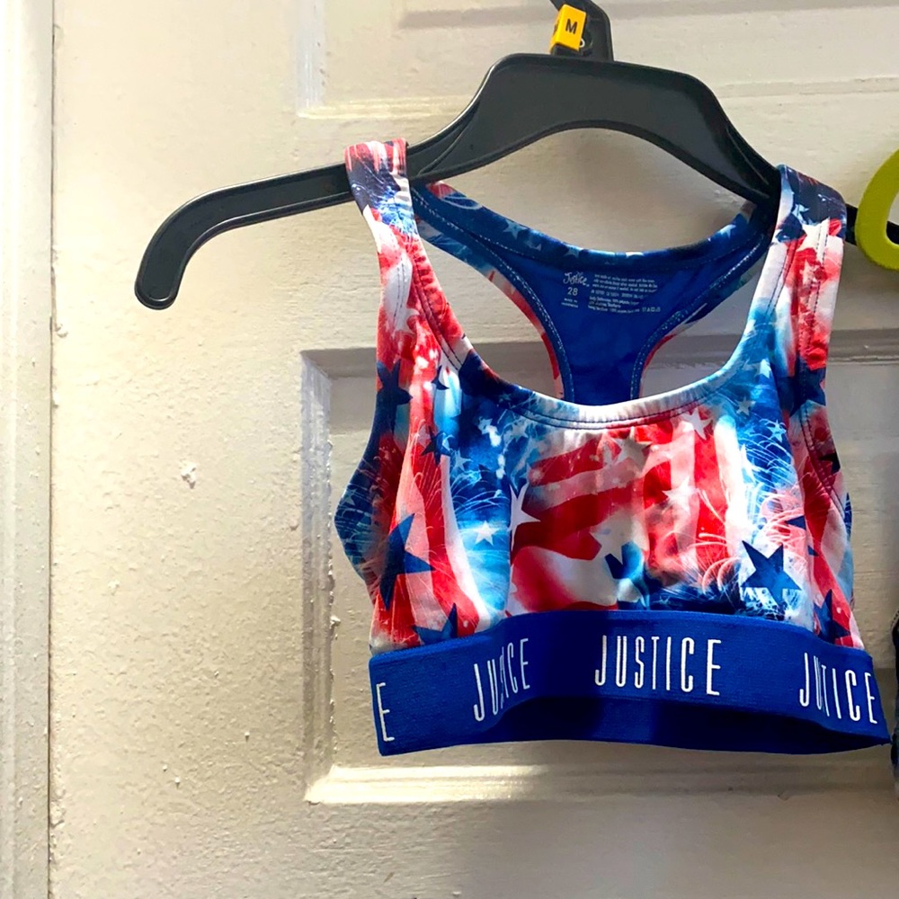 Girls gymnastic sport bra. Can be use alone.